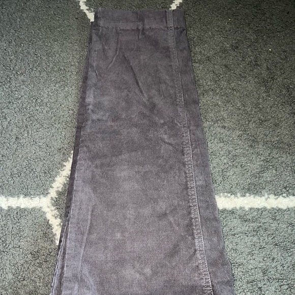 Garnet Hill Gray MidRise Corduroy Pants Size 6 - Picture 3 of 9
